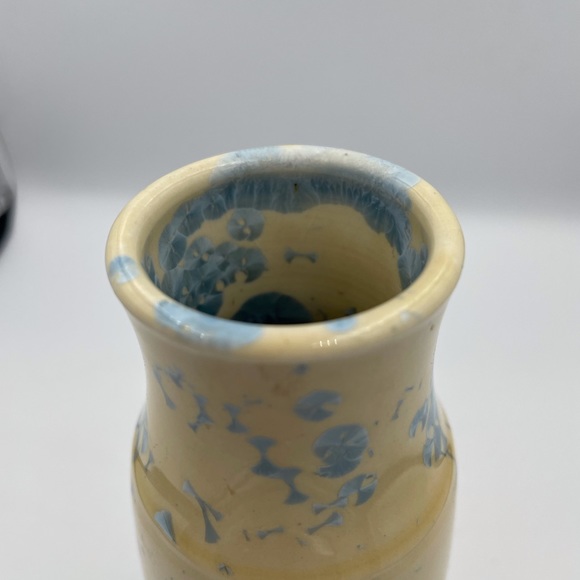 Loïc Therien Crystalline Pottery Vase - Picture 7 of 10